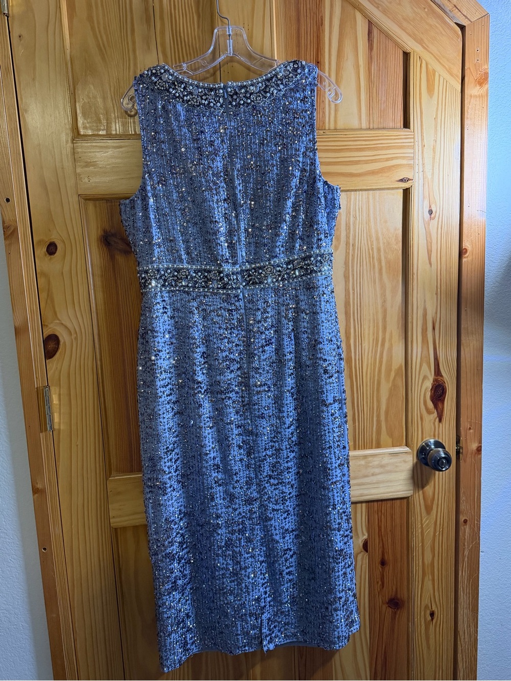 Mac Duggal Sequined dress in ice blue - Picture 3 of 6